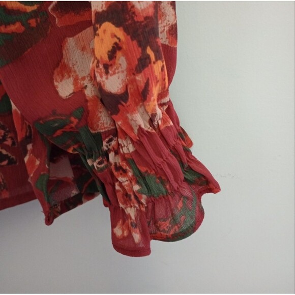 Joan Rivers Floral Blouse Size Medium - Picture 3 of 8